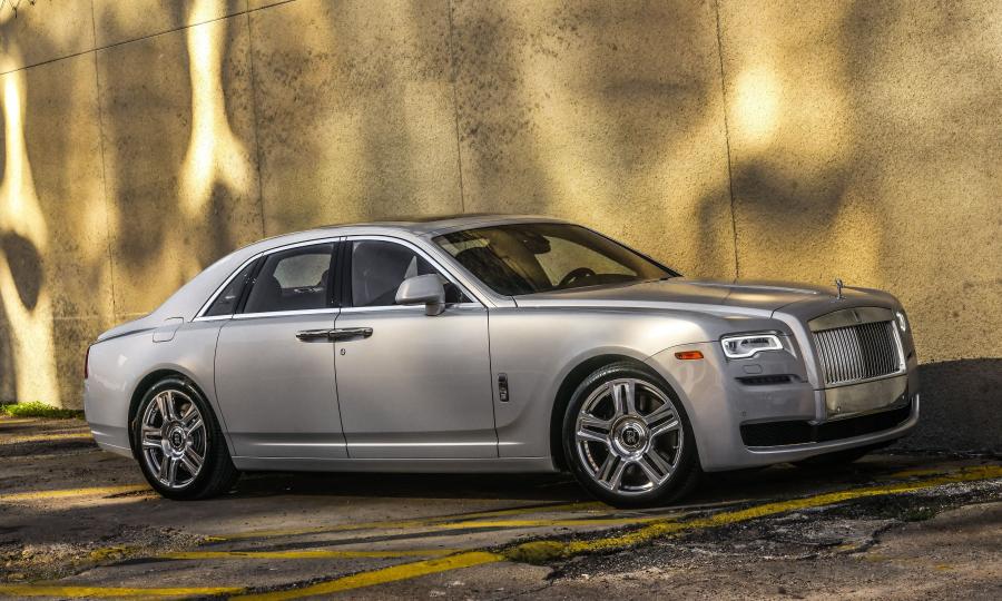  Rolls-Royce Ghost 2015 года  (US) (фото 5 из 29)